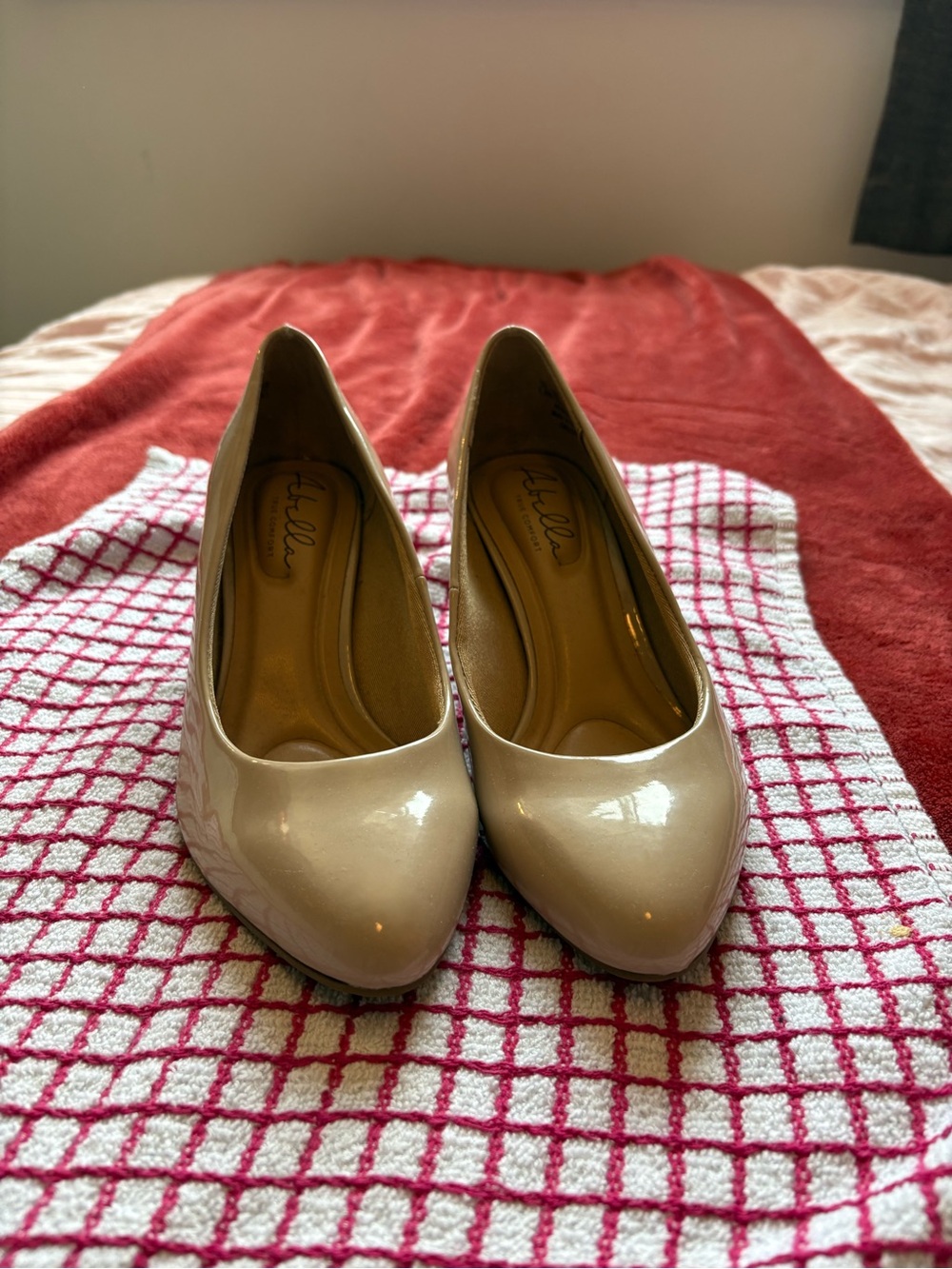 Abella Nude Patent Pointed-Toe Pumps 7.5